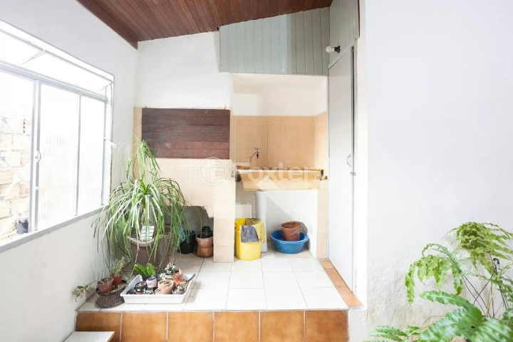 Casa à venda com 4 quartos, 100m² - Foto 4