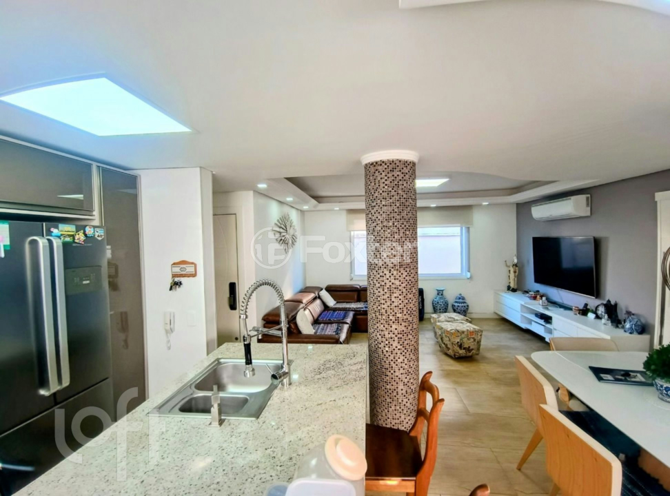 Apartamento à venda com 3 quartos, 100m² - Foto 1