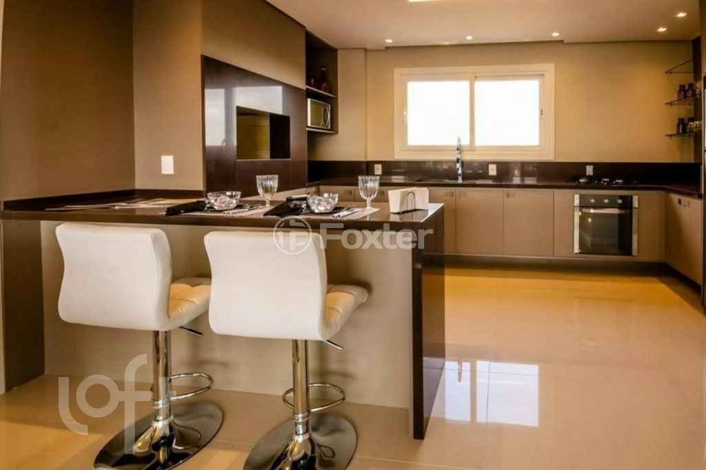 Apartamento à venda com 3 quartos, 131m² - Foto 18