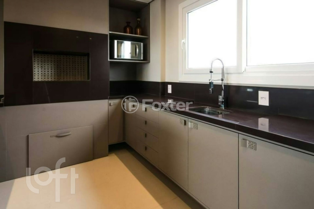 Apartamento à venda com 3 quartos, 131m² - Foto 10