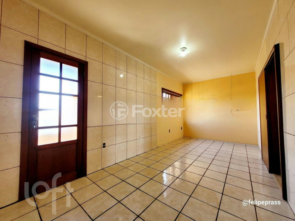 Casa à venda com 6 quartos, 242m² - Foto 8