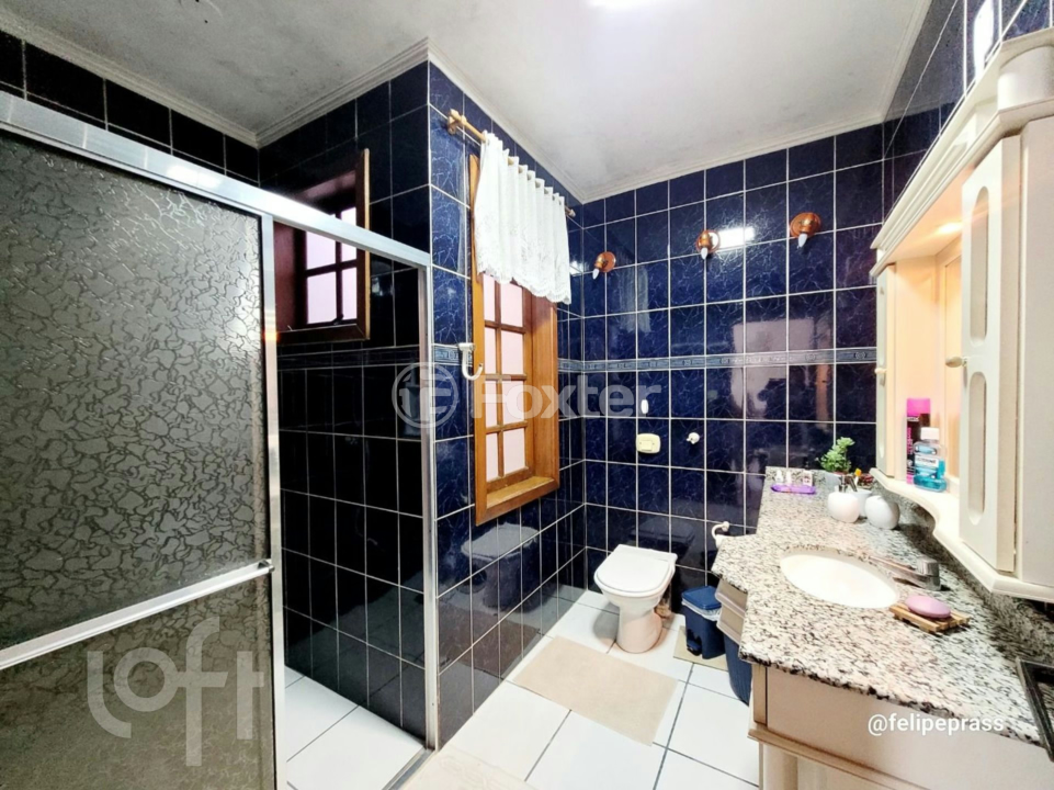 Casa à venda com 6 quartos, 242m² - Foto 21