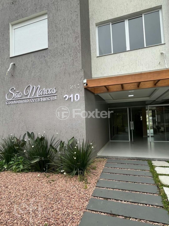 Apartamento à venda com 2 quartos, 70m² - Foto 3