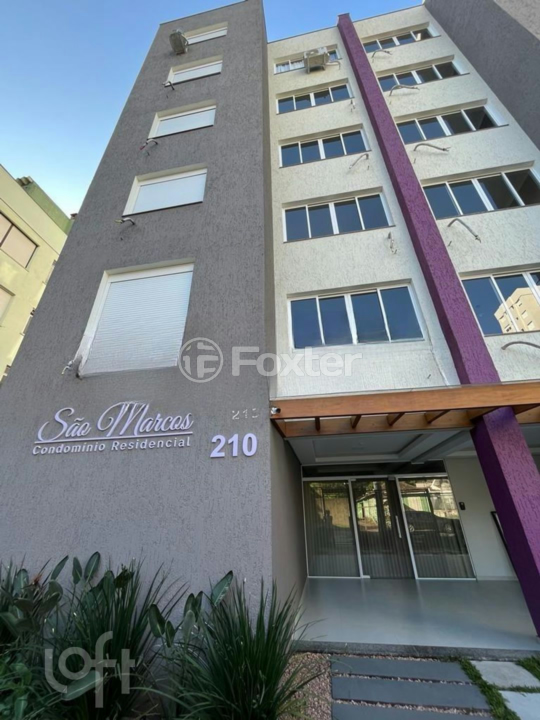 Apartamento à venda com 2 quartos, 70m² - Foto 4