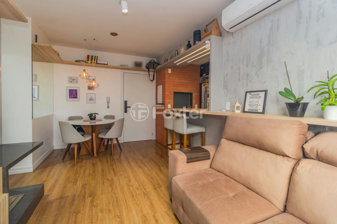 Apartamento à venda com 2 quartos, 62m² - Foto 2