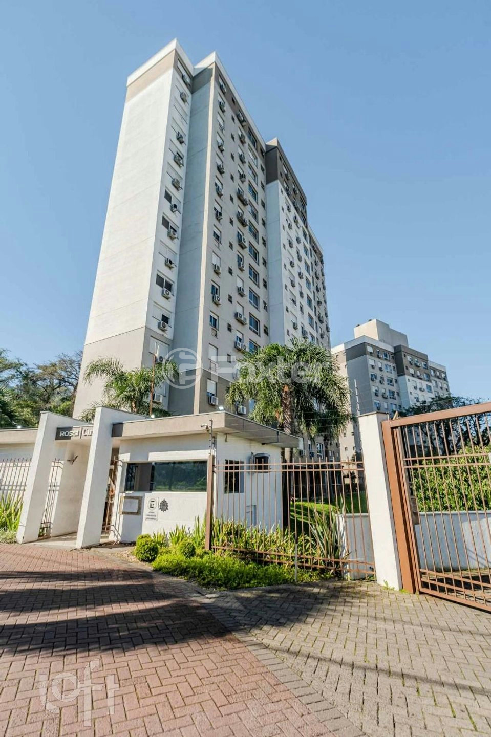 Apartamento à venda com 3 quartos, 79m² - Foto 47