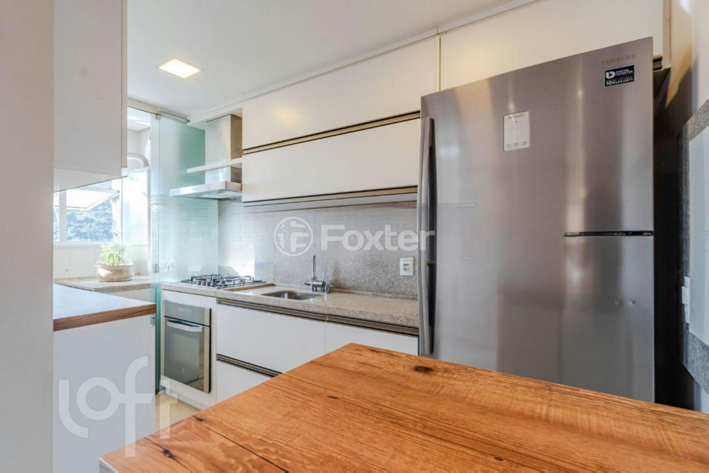 Apartamento à venda com 3 quartos, 79m² - Foto 2