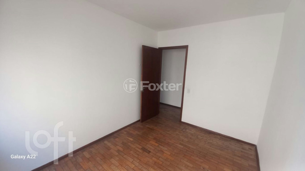 Apartamento à venda com 2 quartos, 75m² - Foto 12