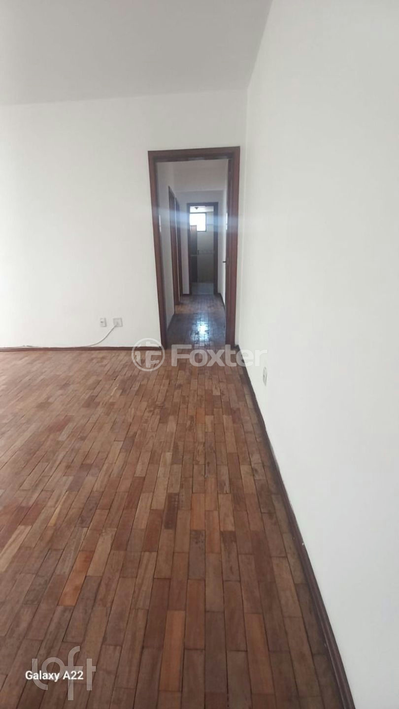 Apartamento à venda com 2 quartos, 75m² - Foto 13