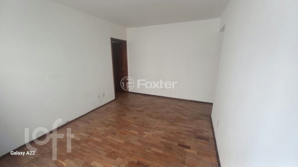 Apartamento à venda com 2 quartos, 75m² - Foto 10