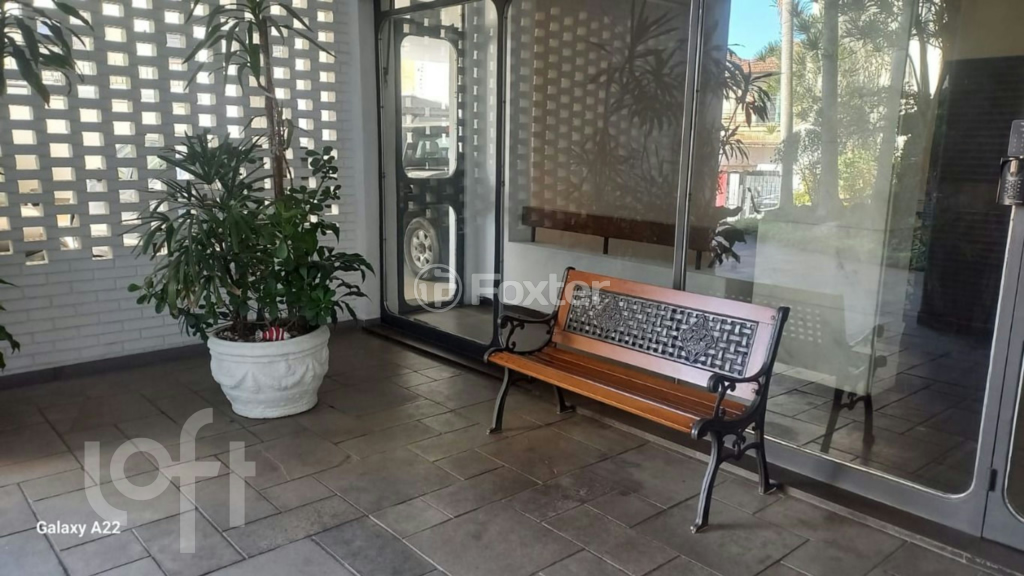 Apartamento à venda com 2 quartos, 75m² - Foto 22