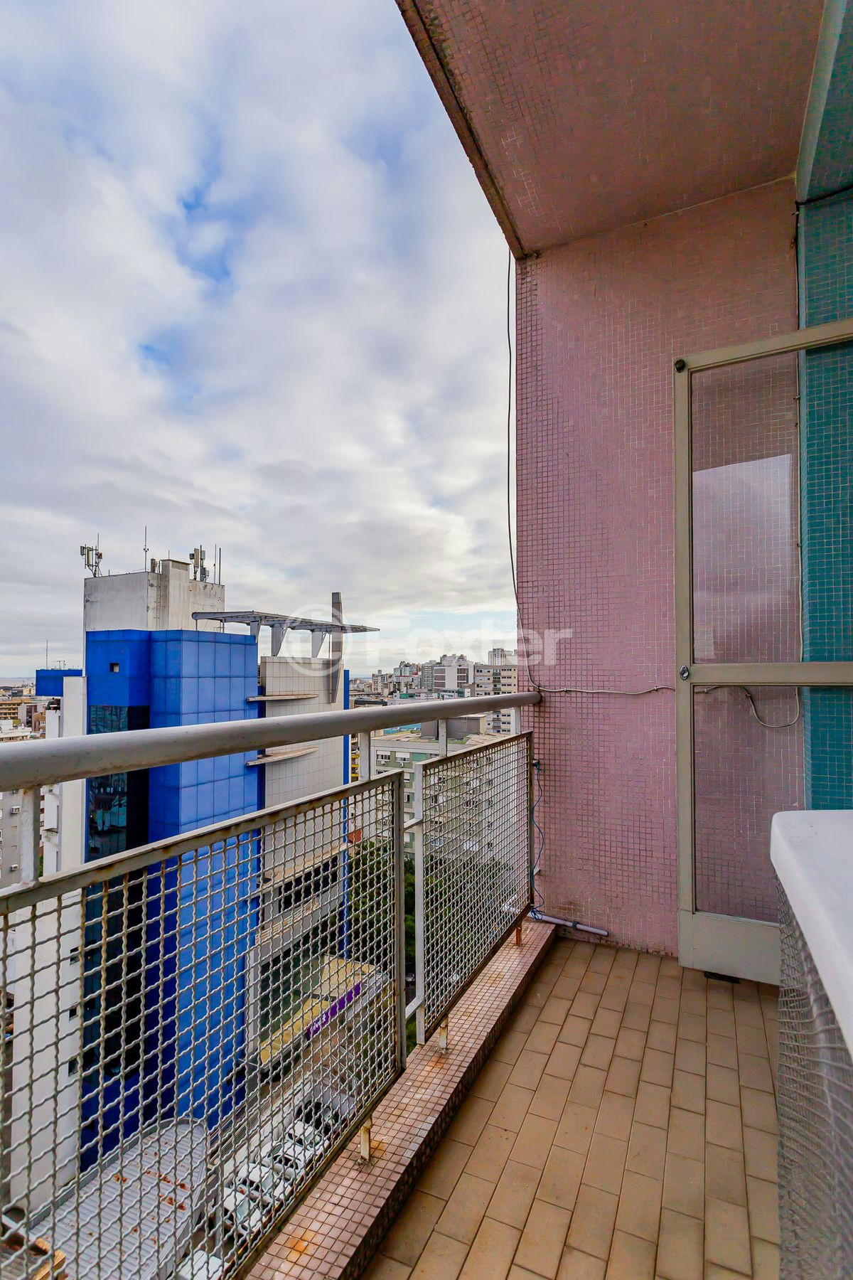 Apartamento à venda com 4 quartos, 195m² - Foto 15