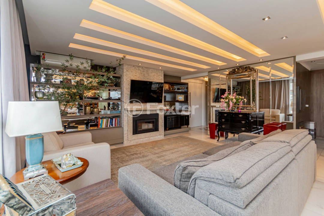 Apartamento à venda com 3 quartos, 209m² - Foto 3