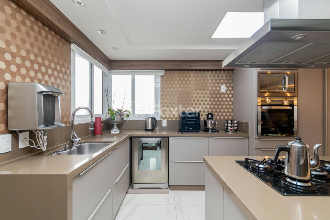 Apartamento à venda com 3 quartos, 209m² - Foto 14