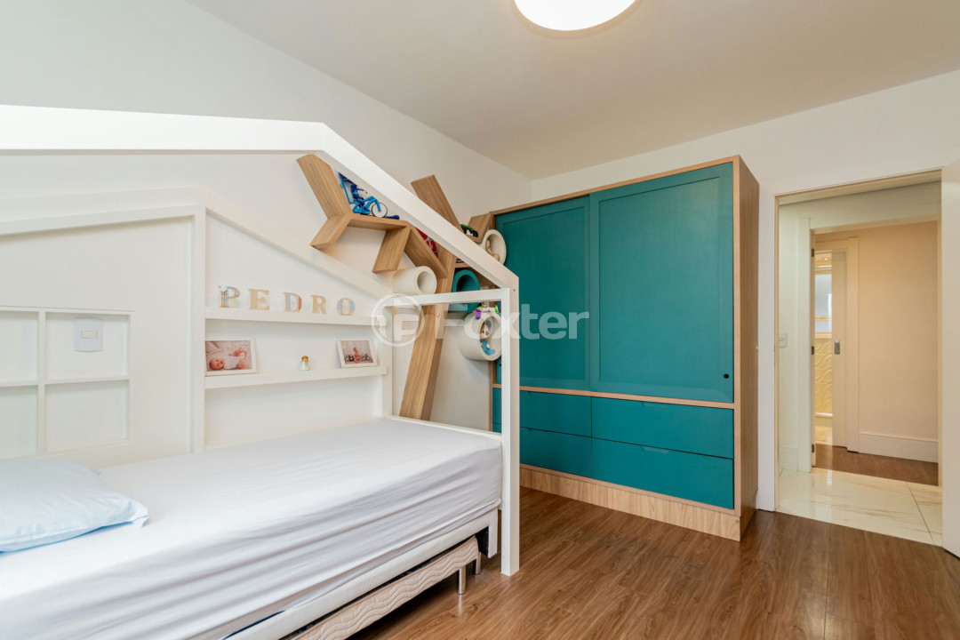 Apartamento à venda com 3 quartos, 209m² - Foto 17