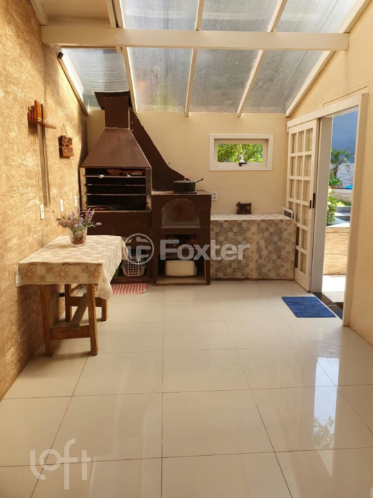 Casa à venda com 4 quartos, 266m² - Foto 15