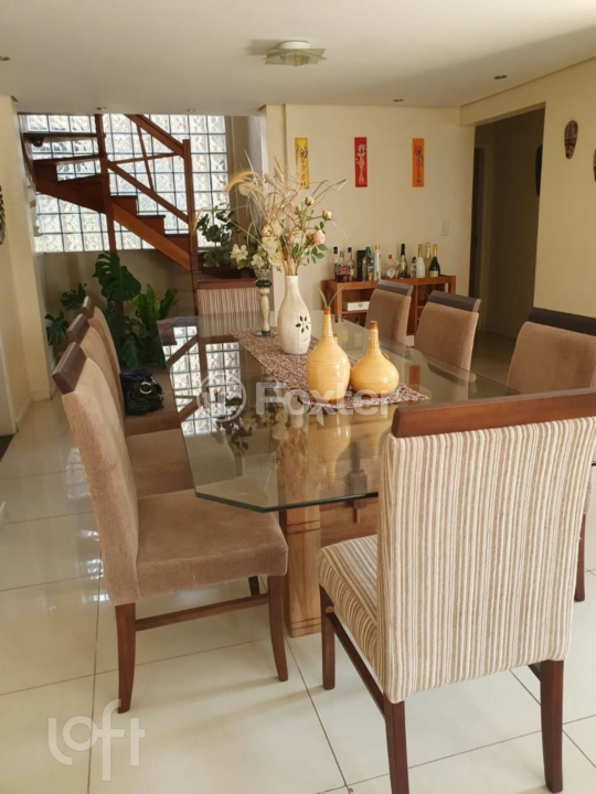 Casa à venda com 4 quartos, 266m² - Foto 16