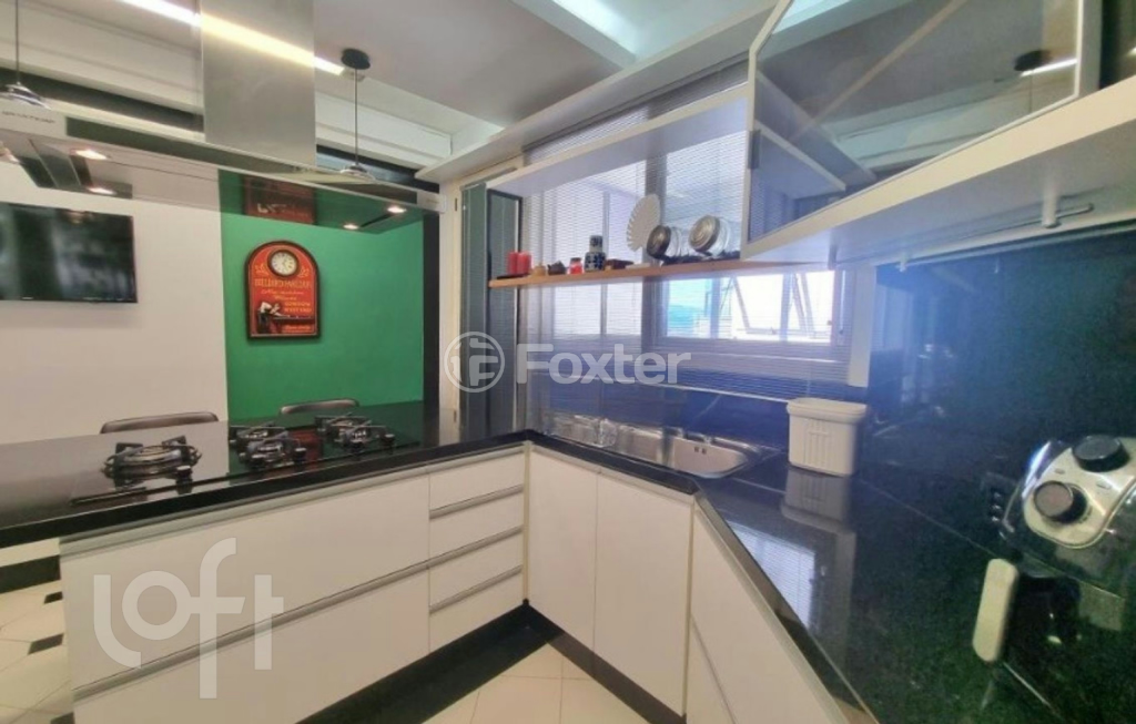 Cobertura à venda com 2 quartos, 218m² - Foto 26