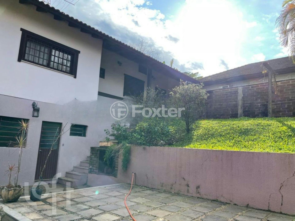 Casa à venda com 5 quartos, 426m² - Foto 8