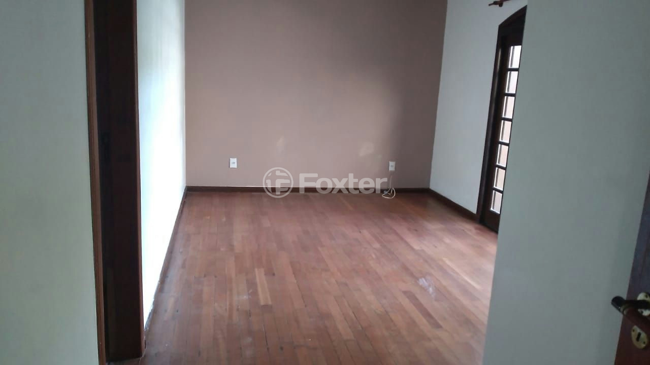 Casa de Condomínio à venda com 4 quartos, 220m² - Foto 9