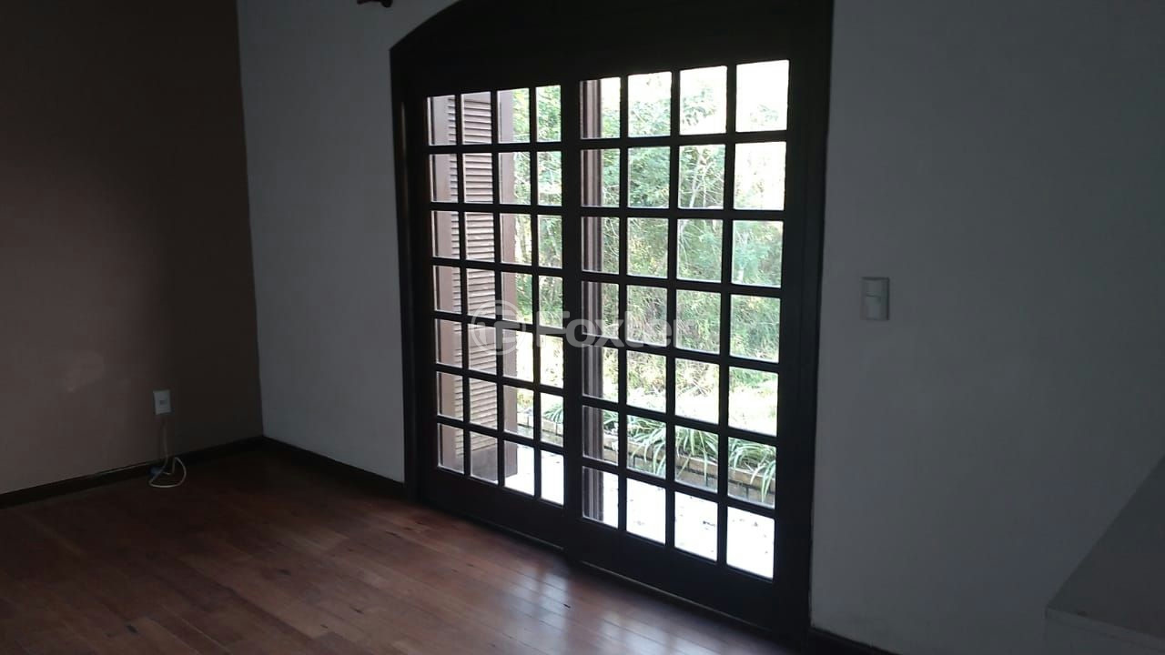 Casa de Condomínio à venda com 4 quartos, 220m² - Foto 7