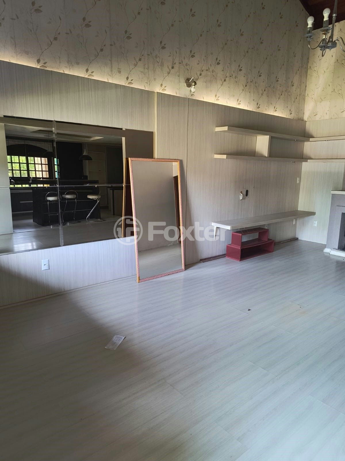 Casa de Condomínio à venda com 4 quartos, 220m² - Foto 3