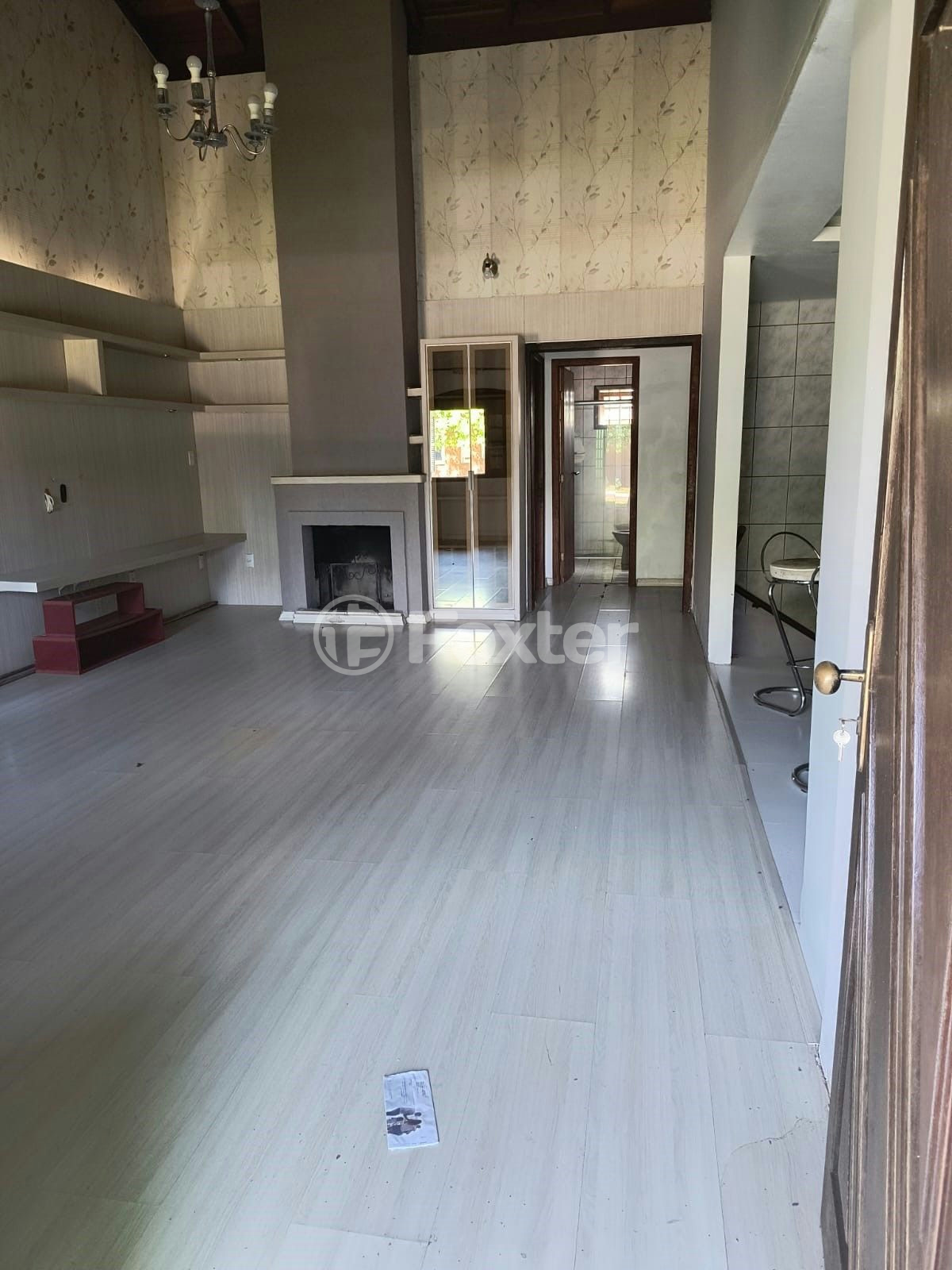 Casa de Condomínio à venda com 4 quartos, 220m² - Foto 1