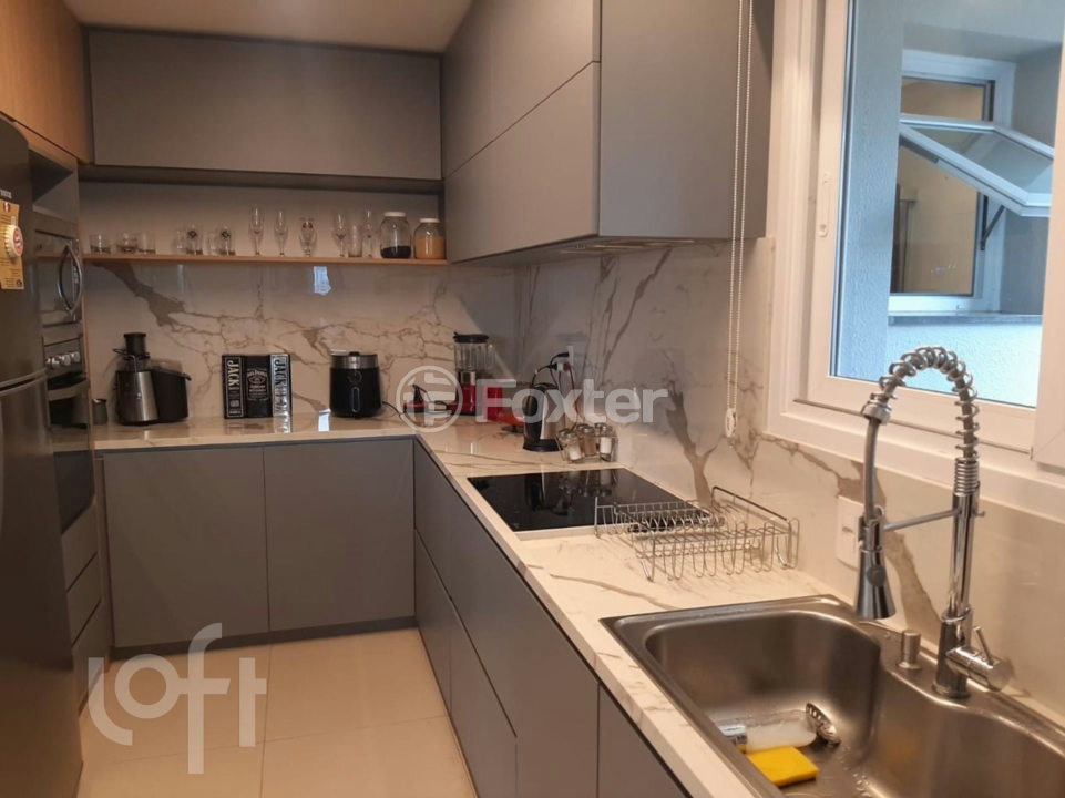 Apartamento à venda com 3 quartos, 140m² - Foto 3