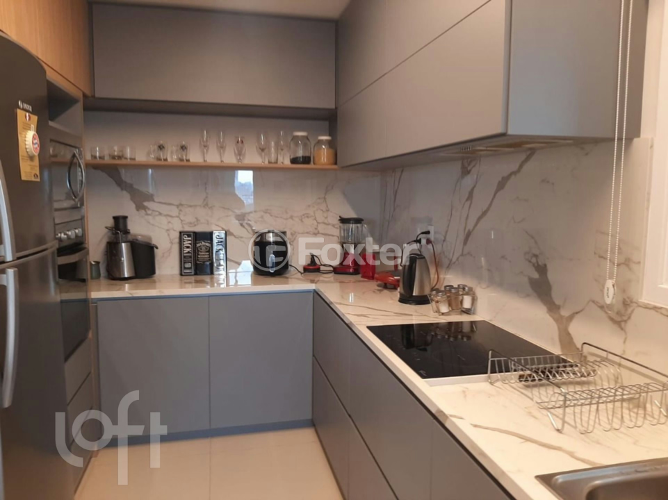 Apartamento à venda com 3 quartos, 140m² - Foto 4
