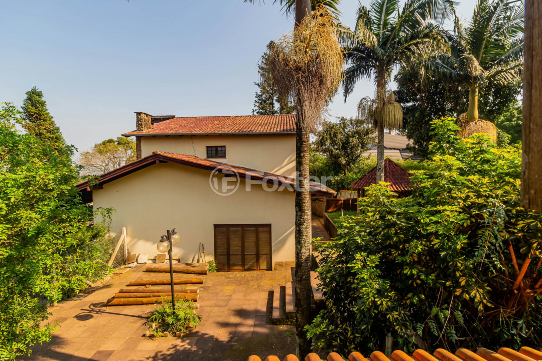 Casa de Condomínio à venda com 5 quartos, 400m² - Foto 48
