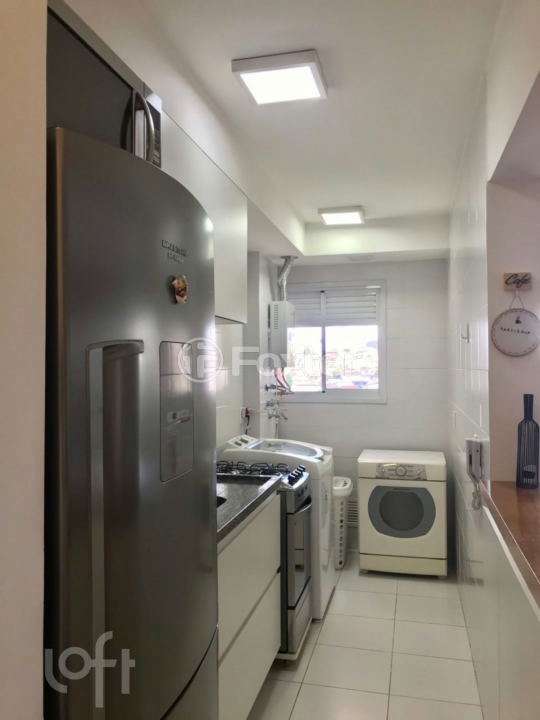 Apartamento à venda com 3 quartos, 75m² - Foto 10