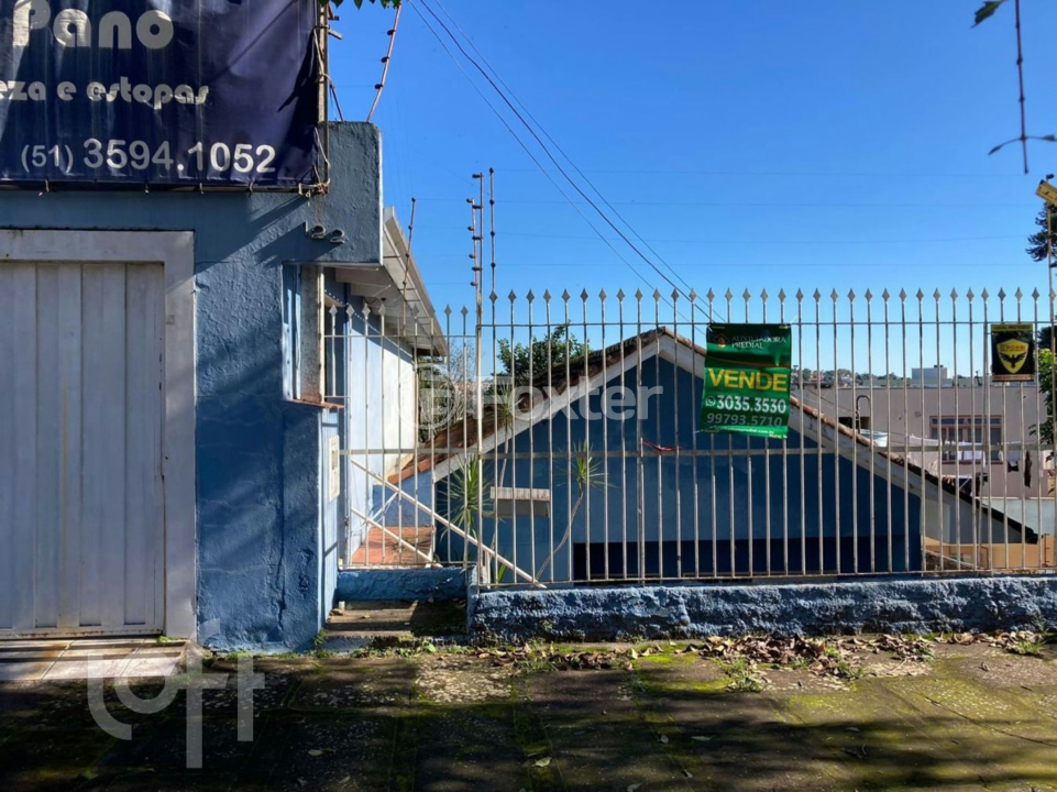 Casa à venda com 2 quartos, 77m² - Foto 1