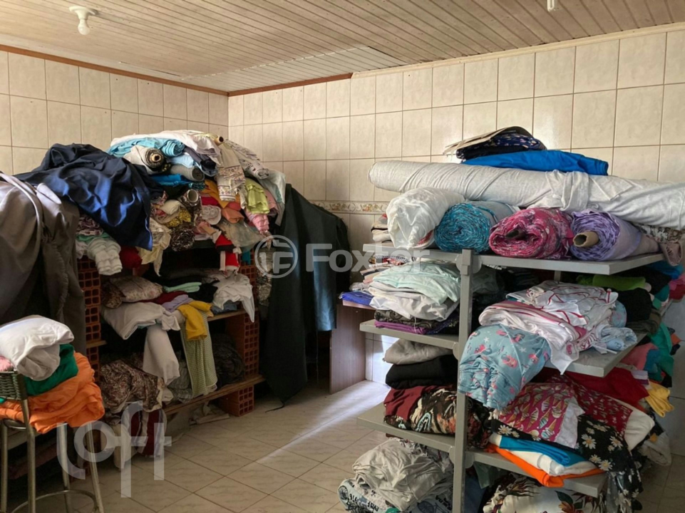 Casa à venda com 2 quartos, 77m² - Foto 5