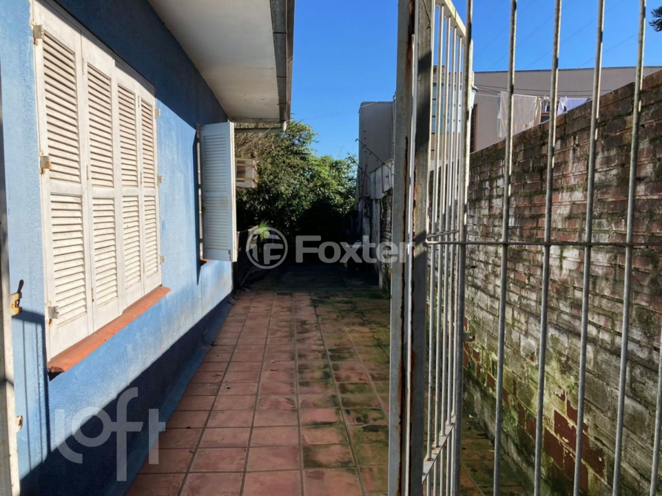 Casa à venda com 2 quartos, 77m² - Foto 3