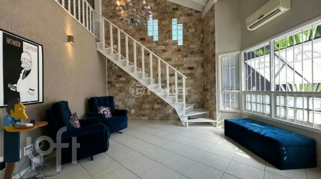 Casa à venda com 4 quartos, 236m² - Foto 4