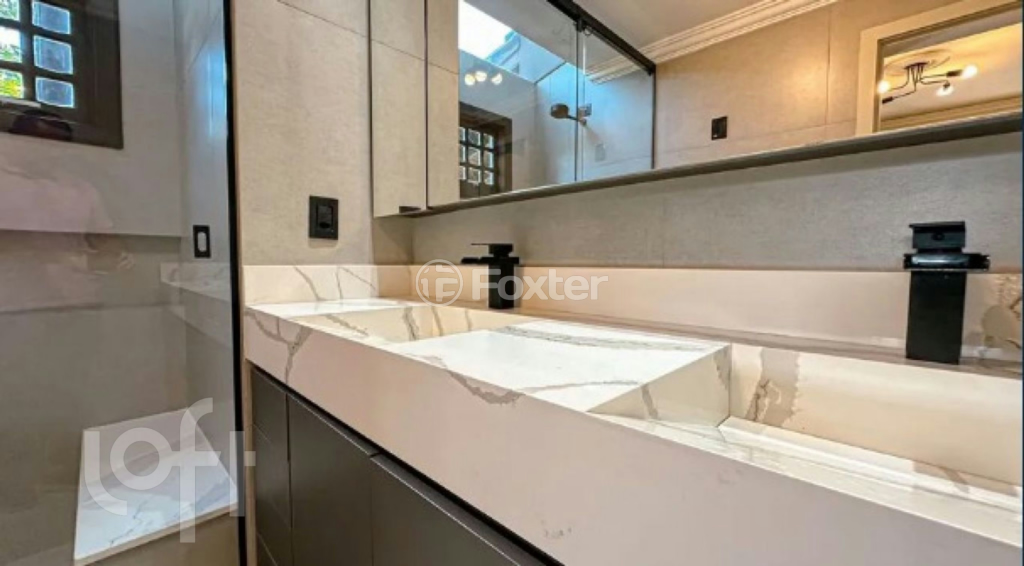 Casa à venda com 4 quartos, 236m² - Foto 29