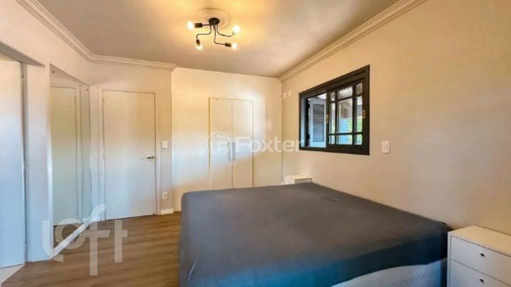 Casa à venda com 4 quartos, 236m² - Foto 11