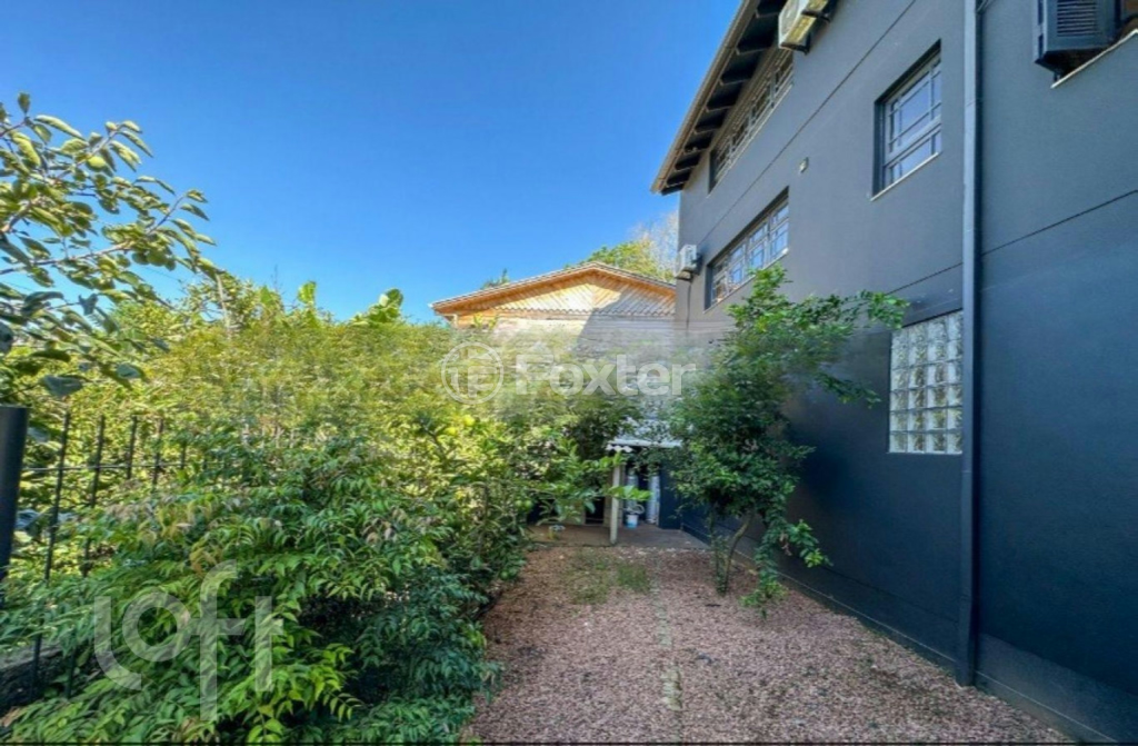 Casa à venda com 4 quartos, 236m² - Foto 35