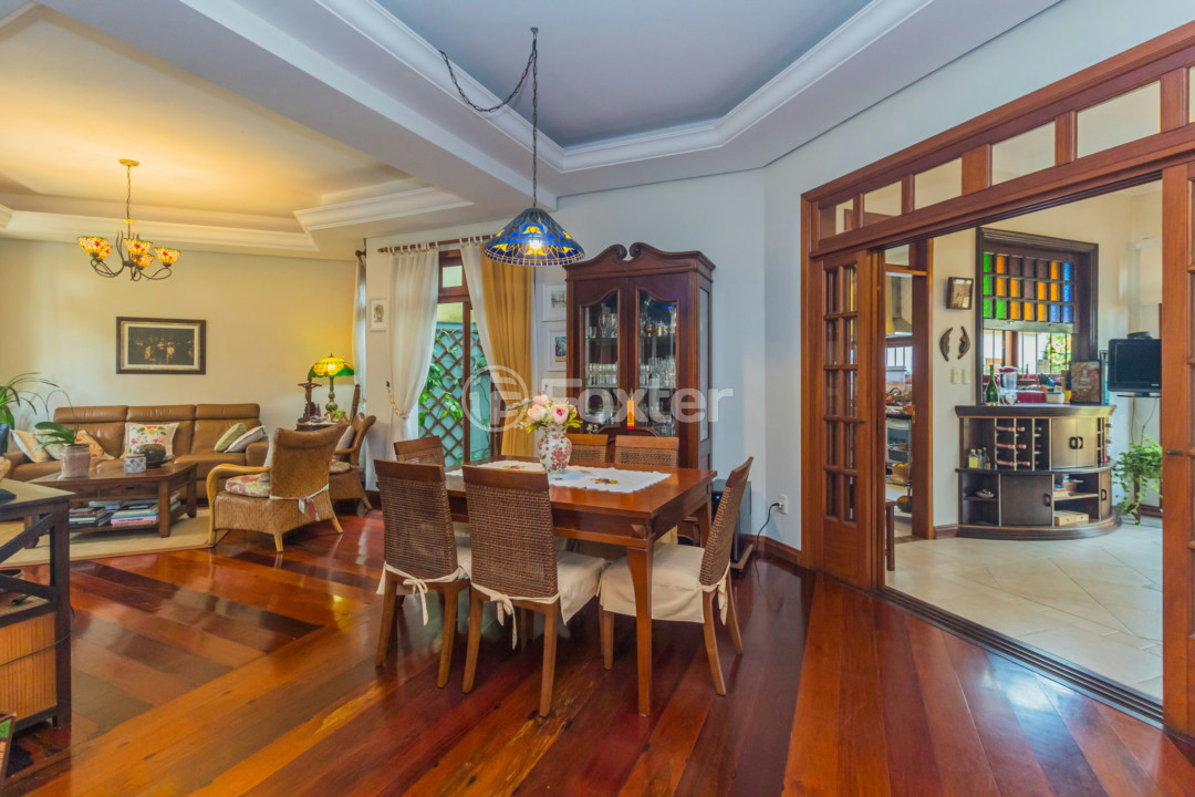 Casa de Condomínio à venda com 4 quartos, 252m² - Foto 15