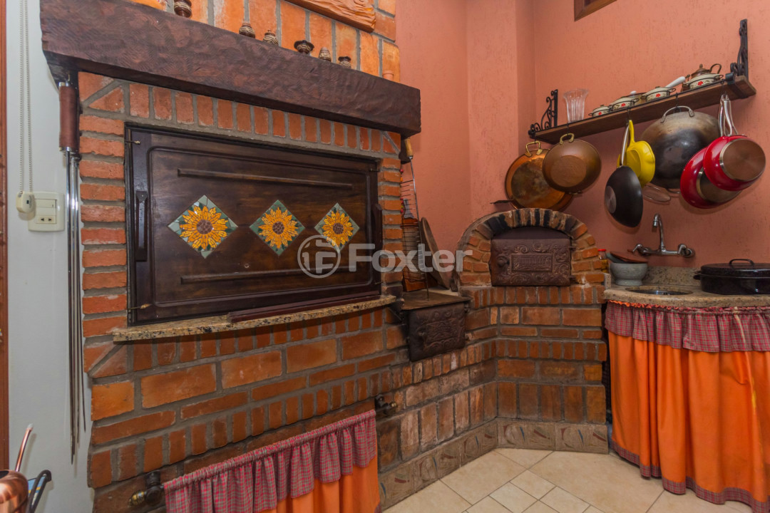 Casa de Condomínio à venda com 4 quartos, 252m² - Foto 8