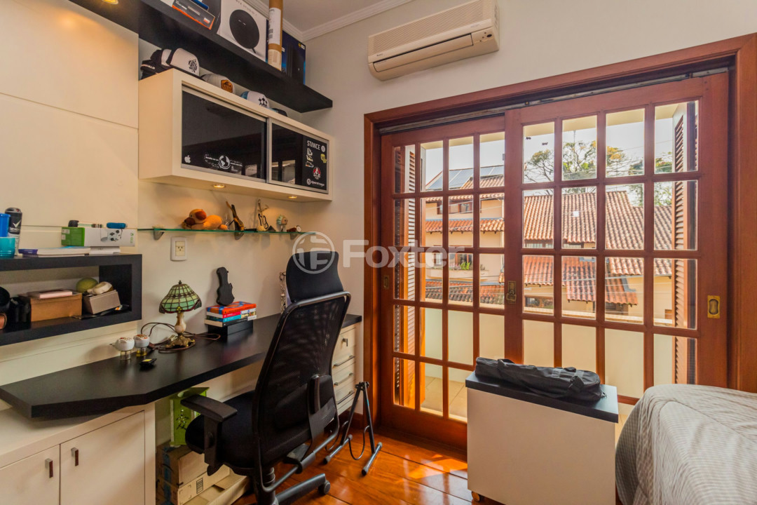 Casa de Condomínio à venda com 4 quartos, 252m² - Foto 29