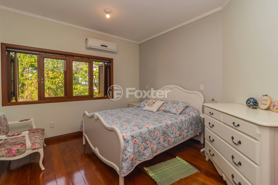 Casa de Condomínio à venda com 4 quartos, 252m² - Foto 46