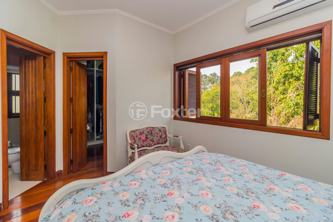 Casa de Condomínio à venda com 4 quartos, 252m² - Foto 47