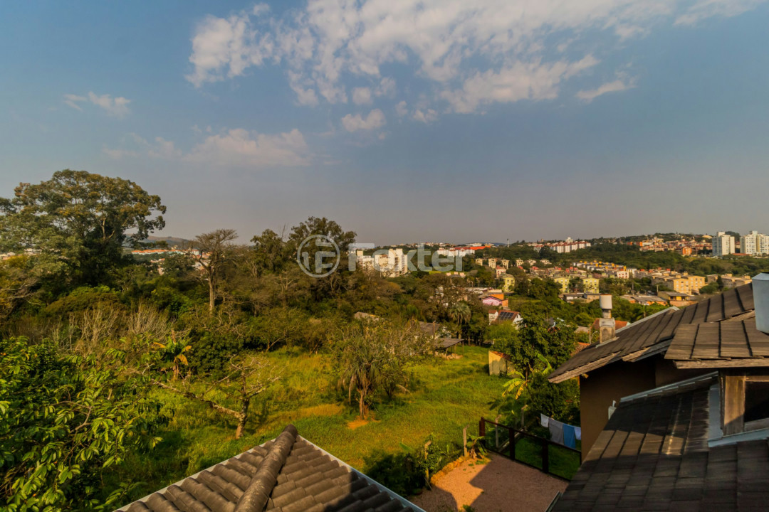 Casa de Condomínio à venda com 4 quartos, 252m² - Foto 55