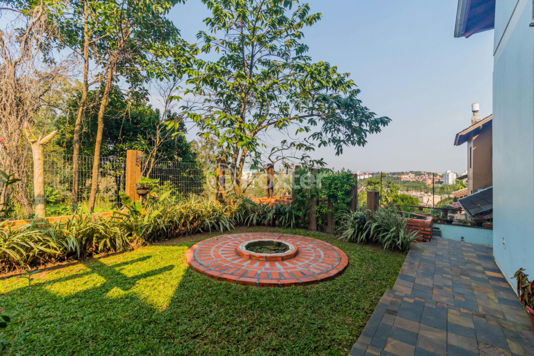Casa de Condomínio à venda com 4 quartos, 252m² - Foto 12