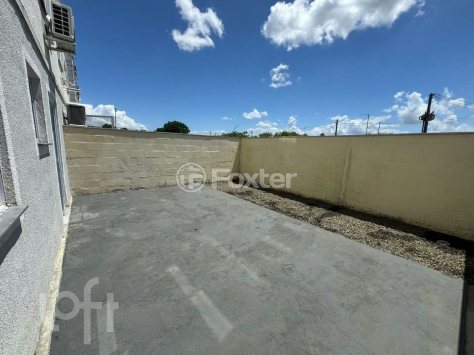 Apartamento à venda com 2 quartos, 47m² - Foto 2