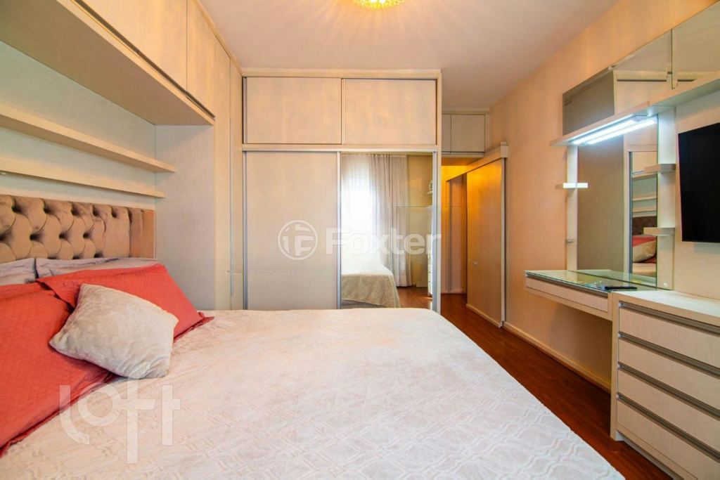 Casa à venda com 3 quartos, 153m² - Foto 1