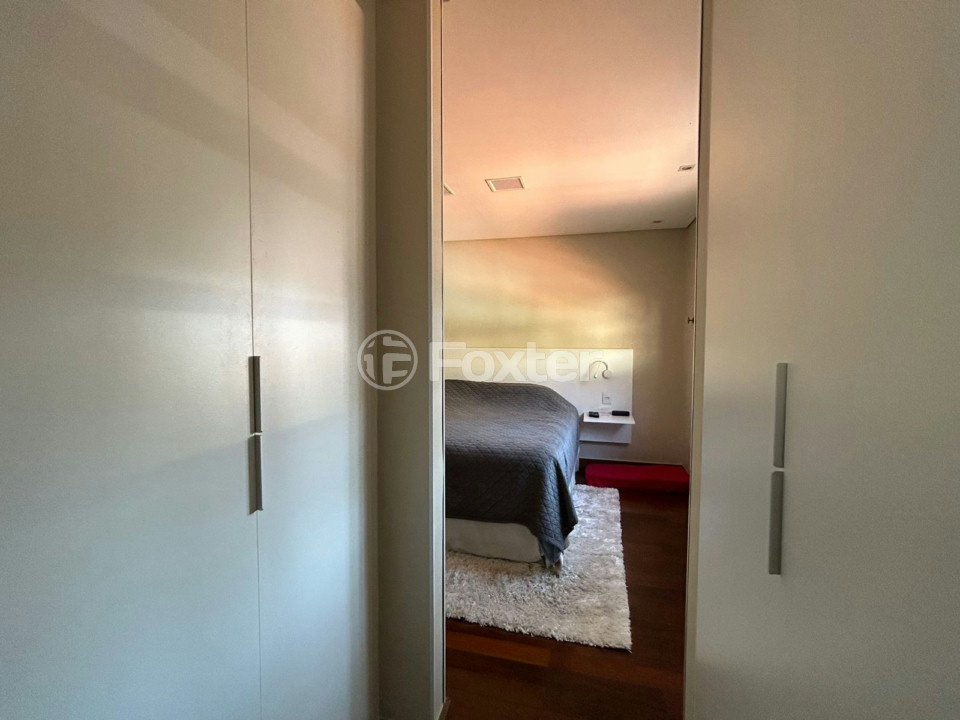 Casa de Condomínio à venda com 4 quartos, 255m² - Foto 32