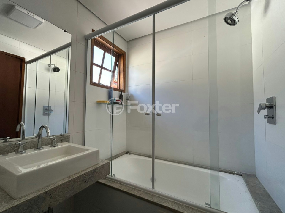 Casa de Condomínio à venda com 4 quartos, 255m² - Foto 33