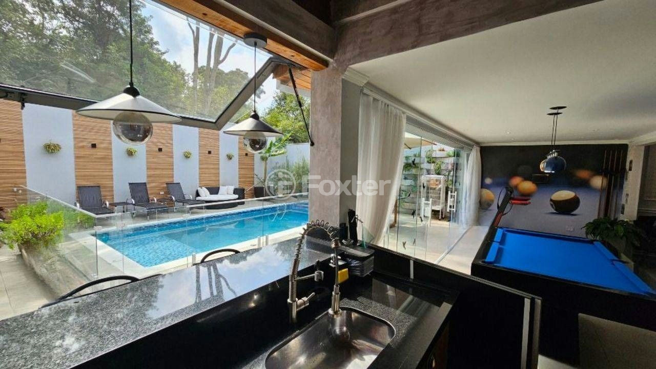 Casa de Condomínio à venda com 3 quartos, 265m² - Foto 2